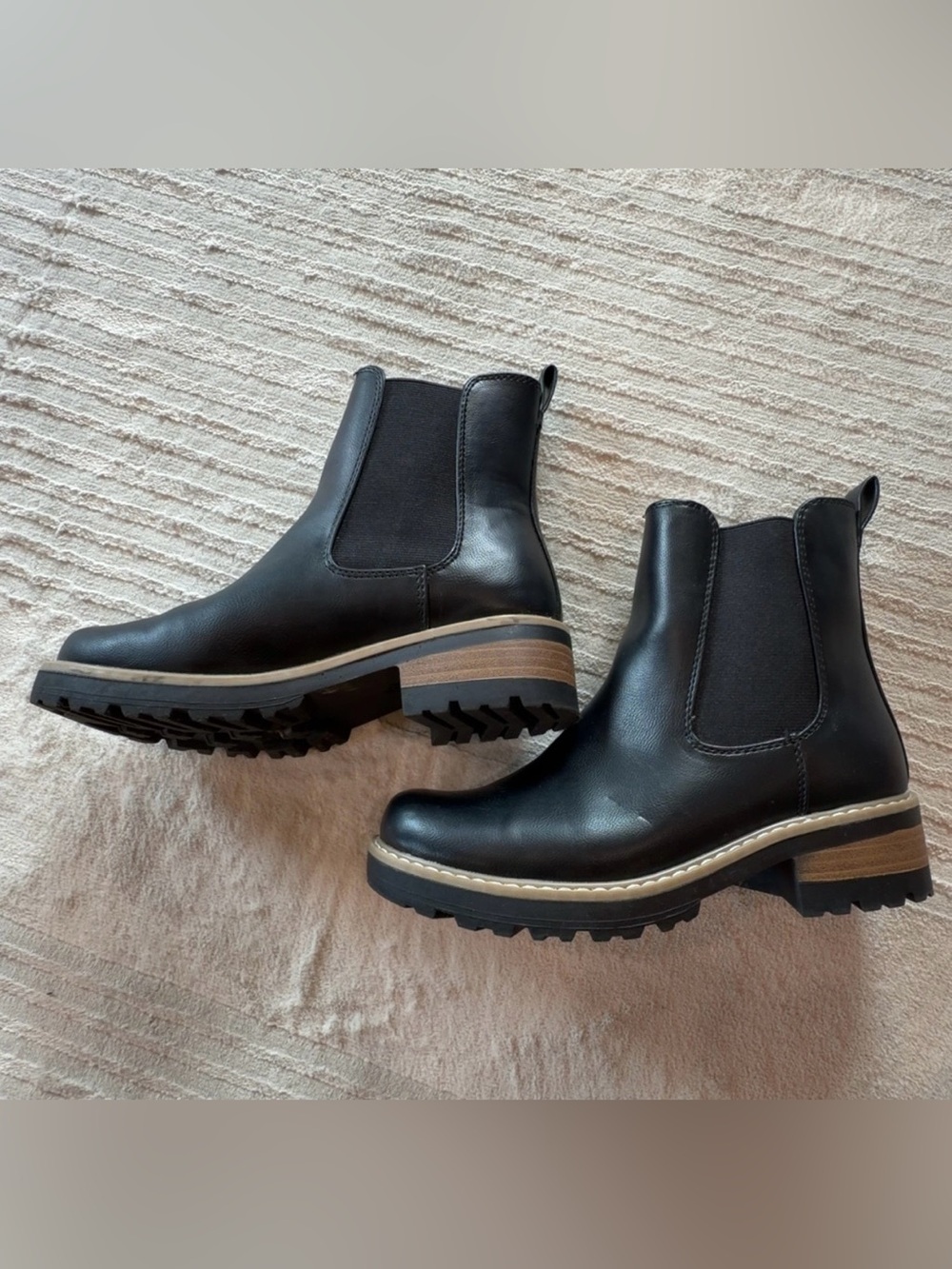 universal thread booties